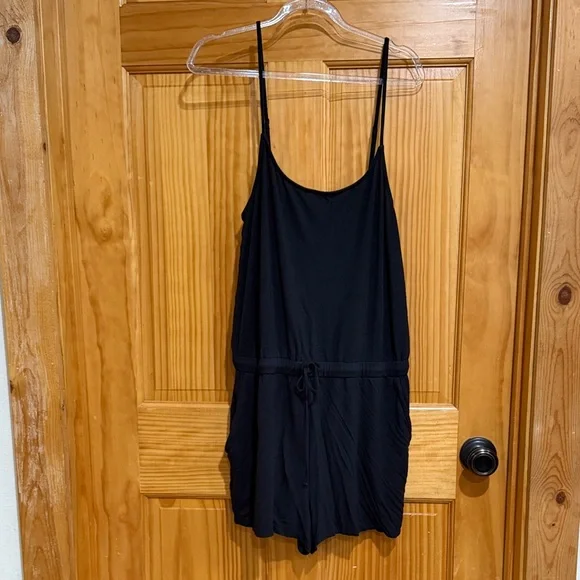 NUUDS | Black Spaghetti Strap Sleep Romper - Picture 7 of 9